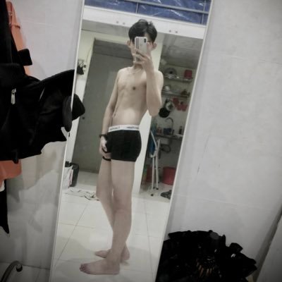 anhlev2000's profile picture. Anh Vietnam