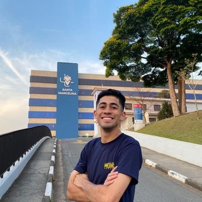 meu twitter é pra xingar e reclamar da vida do trabalho das coisas das pessoas e do Corinthians