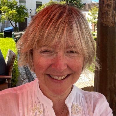 Committed to Researcher Careers in Third Level. PI CARDEA Horizon Europe project on Research Managers. Amateur observer of wildlife & nature in my garden.