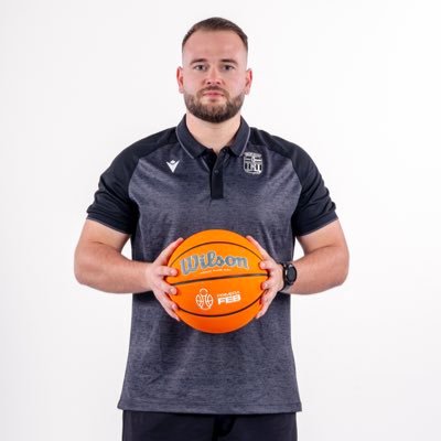 Entrenador superior de baloncesto || CAFE - INEFC BCN