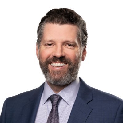 Board Certified Orthopedic Surgeon, Fellowship-Trained Specialist in Sports Medicine & Arthroscopy. West Point grad. Army Veteran. @ArthroscopyJ Podcast Founder