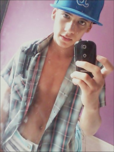 Msn?  bruno_lacost.rb@hotmail.com