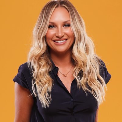 Emmy Award Winning Reporter/Host - Former College Athlete/Coach - Traded My Clipboard For A Microphone - Instagram: LyndsayRowley