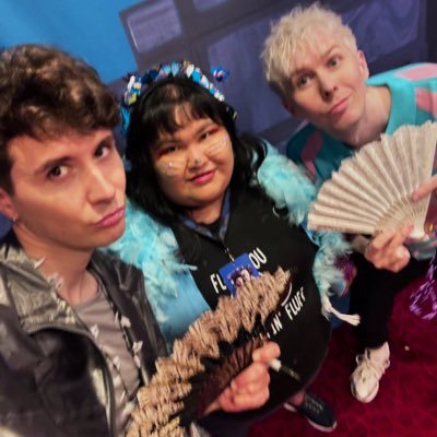 Hey! My name is Lil Mandy :D I love talking about experiences I had and I'm on YouTube look up https://t.co/HEEoBXs5IE  love you brave hearts!