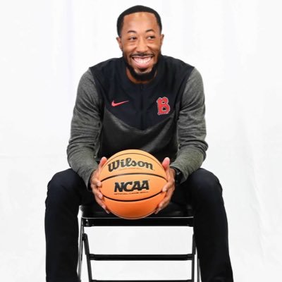 Head WBB Coach at Benedictine University @benuwbb| Founder of @gethoopsight | Coach of M14 17u BlueStar| Christian. Father. Husband. Houston is always home.