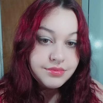Eu sou extremamente solitária e terrivelmente elegante 🍷🖤