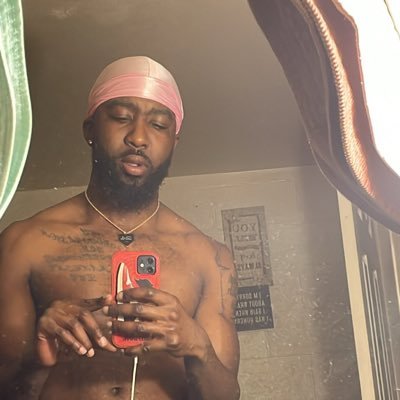 Welcome to Big Poppa’s House 🏡 😏💦l😩| lemme be your poppa in your life 🫶🏿| jjstrokez@gmail.com 💰 26 y/o STRAIGHT MALE CREATOR| BU for @darealjjstrokez