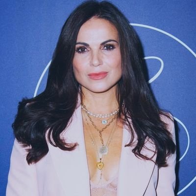 gilmelândia ; greys ; lana parrilla ; friends ; mulheres de meia idade
(fan account)
