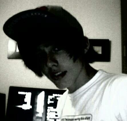 matthewforshady's profile picture. #TeamShady. No I don't look like Justin Bieber and no I'm not emo.