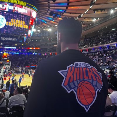 iWill___'s profile picture. These days I'm letting God handle all things above me