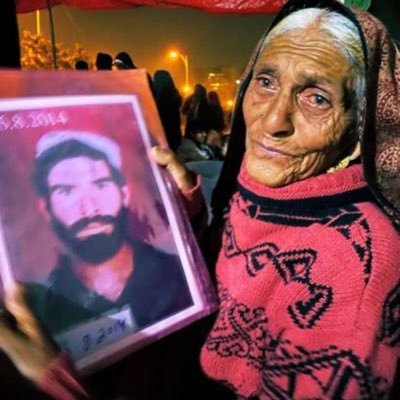 i7ra_baloch's profile picture. بیدئے زمین ءَ اَست چے بیدئے زمین ءَ هچ مبات۰