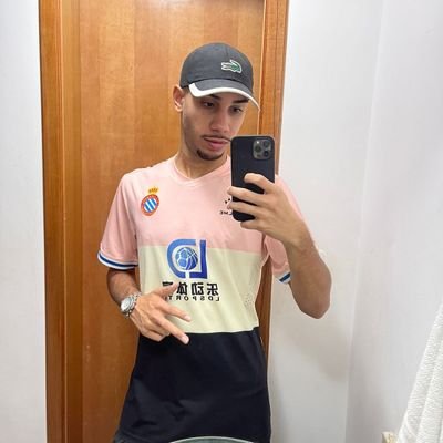 Thiago74153763's profile picture. 