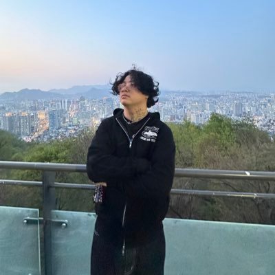 YannLC99's profile picture. 