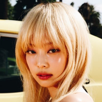 BLACKPINK - ACTRESS JISOO COMING TO GET ALL ACTRESS AWARDS- Justin Bieber- ATEEZ