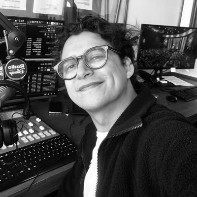 Plexsal's profile picture. Inspired by live, love and the search for euphoria. 🎙11 am - 4 pm @radiodisneymx 102.1 fm