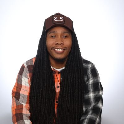 KeyngEpic's profile picture. In a room full of students I feel alone, & it's not cus I'm lonely I'm just in a class of my own...