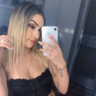 Escorpiana♏ Insta:@monteiroshayna 📸 Pé no chão sempre!💪🏻🍀🚀
