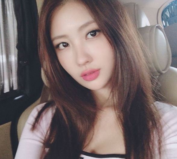 AKDY5h2N9TaLsUN's profile picture. 貧乏暮らしから成り上がり　10社経営／資産20億/最近は副業の情報を教えたり、10万円を配布したりしてます/現在LINE追加で10万円配布中・まずはフォローしてください!当選確率UP中！➡　https://t.co/5kCUxHyaYr