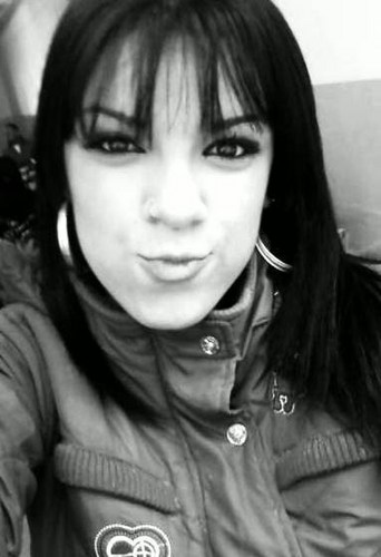 cada um cuidando da sua vida.╭ ∩╮(︶︵︶ )╭ ∩╮