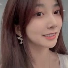 ayumi417886's profile picture. 