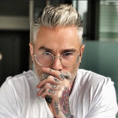 Parody account OC Fake- 40 year old Private Psychotherapist , Divorced with 2 girls teenage girls.