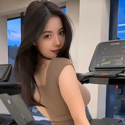 Ruiping5678's profile picture. yummy food,lovely girls,beautiful day