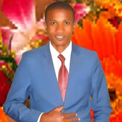 crescent957824's profile picture. A proud teacher of mathematics, economics and physics