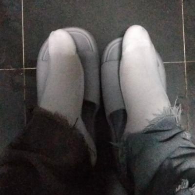 Li30658646's profile picture. 没事就来来私信吧