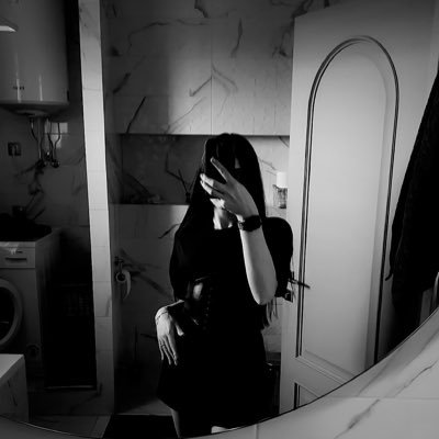 chornesonechko's profile picture. Гнів. Ненависть. Помста. 🤜♥️