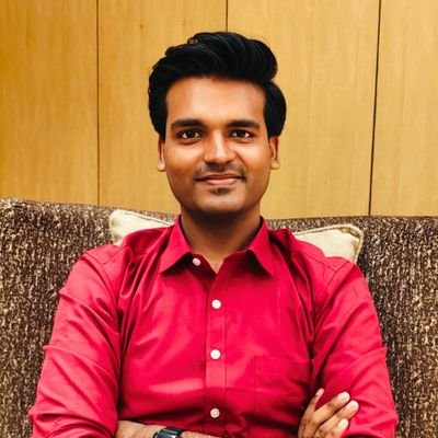 RohitSwerashi's profile picture. The Failed Entrepreneur Speaking Sense :)