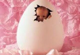 EggologyDiva's profile picture. 33 year old navigating the world of infertility through egg donation after failed IUIs & IVFs....and other interests