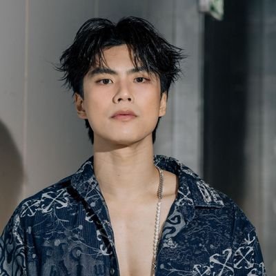 Completamente APAIXONADA por Ohm e Nanon 🧡 💙
#ohmpawat #mynameisnanon