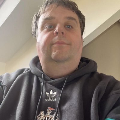 Tom_NUFC's profile picture. NUFC season ticket holder (Men & Women), bookworm, historian, and an astonishingly bad guitarist.