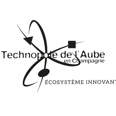 Hub territorial d'innovation dotée d’un incubateur de start-up connecté aux laboratoires universitaires et d’un incubateur étudiant Pépite : le YEC.