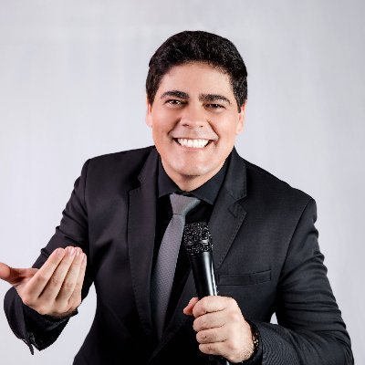 Jornalista, Mentor de Oratória, Apresentador e Criador de Conteúdo