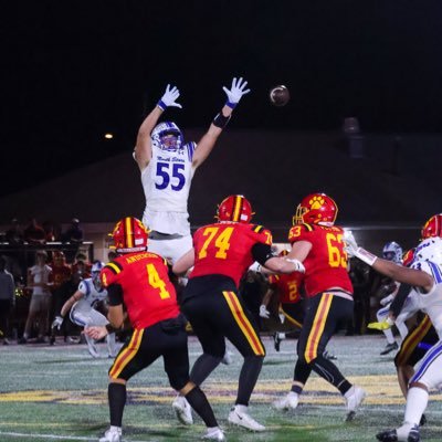 St. Charles North Football 6’3 230 DL/OL #55 2026’ (2X Dukane All Conference) sdeclan62@gmail.com 🏈🏀🥍