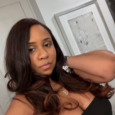 follow @cheynechelle | UH Alumna | this is how they made me...