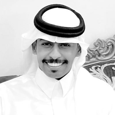 أكتب بما أشعر به ، إنطوائي نوعاً ما ، أحب أنّ أكون متفرّد أغرّد بما يعجبني ، #مفضلتي تحمل القليل منّي.