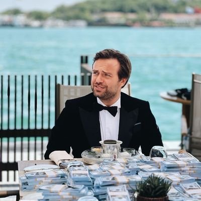 MrThanksYo78200's profile picture. Follow me if you want to get more dollar gifts