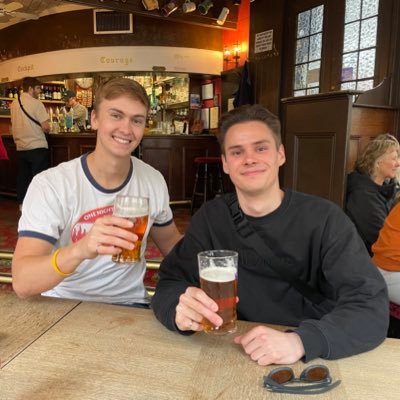 warren_todder's profile picture. shoe size: 10.5, eleven in crocs