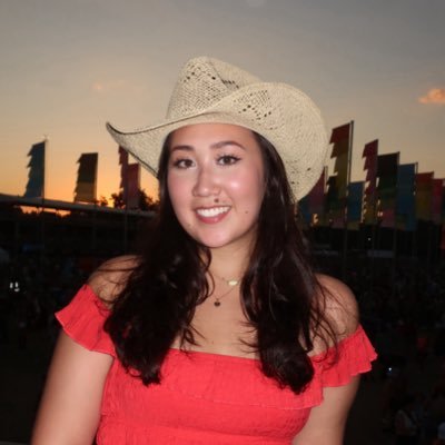 helping creators and brands get more views @vlogmi 👽 || filipina 🇵🇭 canadian 🇨🇦 || @forbes 30 Under 30 || @asian_founders Austin || YYC•YYJ•MNL•ATX📍