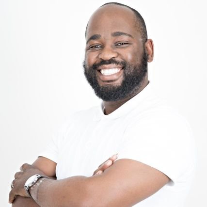 A Husband | Facilitator| Public Speaker| Spontaneous| Past SA Youth Council W.C Chair | Development practitioner |L&D practitioner | The Podium Master