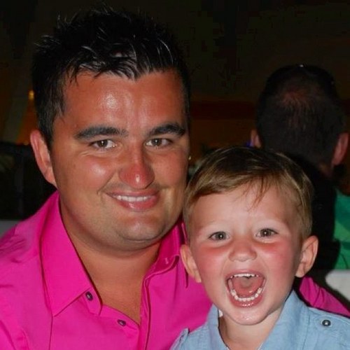 haris2's profile picture. 