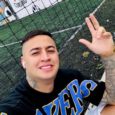 jogador, empresário artista e TIKTOKER!! esse é o Neymar , eu sou só eu mesmo … SPFC ⚪️🔴⚫️