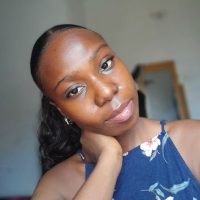 tianahseams's profile picture. DRESSMAKER 👗 || UP BARCA || FOODLUM🍕

Nothing to see here.