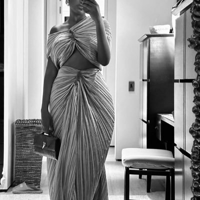BBN yapper. professional blocker. while I do not wish to offend, I do not care to. Good girls don’t get the corner office!