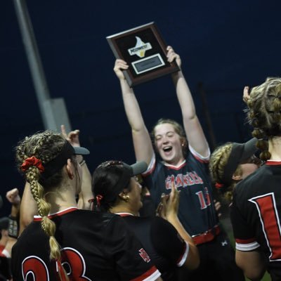 The official Twitter homepage of Grinnell College Pioneer Softball! #GCPride