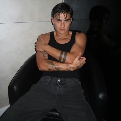 Frenkie05935's profile picture. 无聊