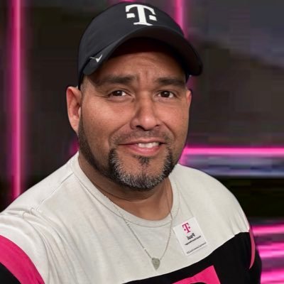 T-Mobile Retail Store Manager. DE&I Champion 💪🏻. Dedicated to the Retail Frontline. Views & Opinion are mine