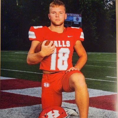 Hall High school Football
class of 2024 LB/RB